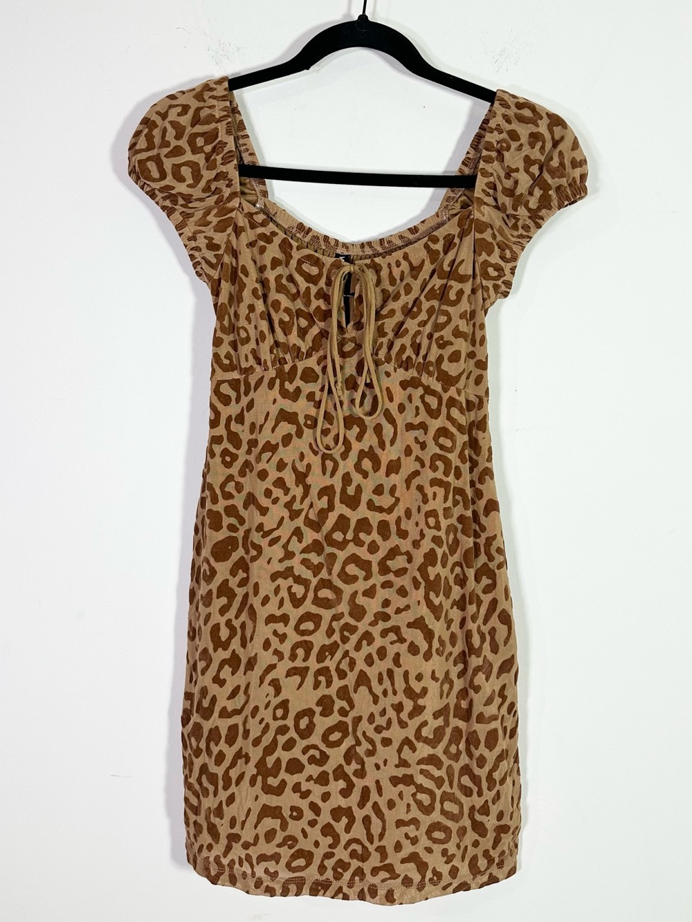 Motel Leopard Print Short Cap Sleeve Drawstring Neckline Mini Dress